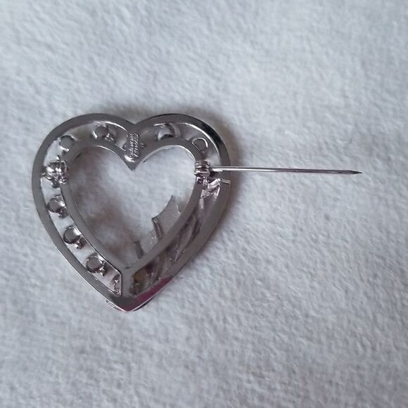 Catamore Heart Brooch 1/20th gold filled - Picture 6 of 9